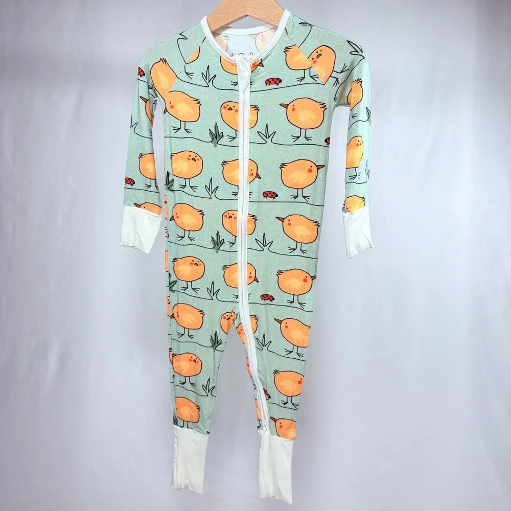 NWOT Bamboo Spring Chick Ladybug Print Convertible Zippered Sleeper 12-18m